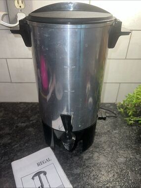 Regal Stainless Steel Coffee Pot electric percolator in Silver. Exc condition